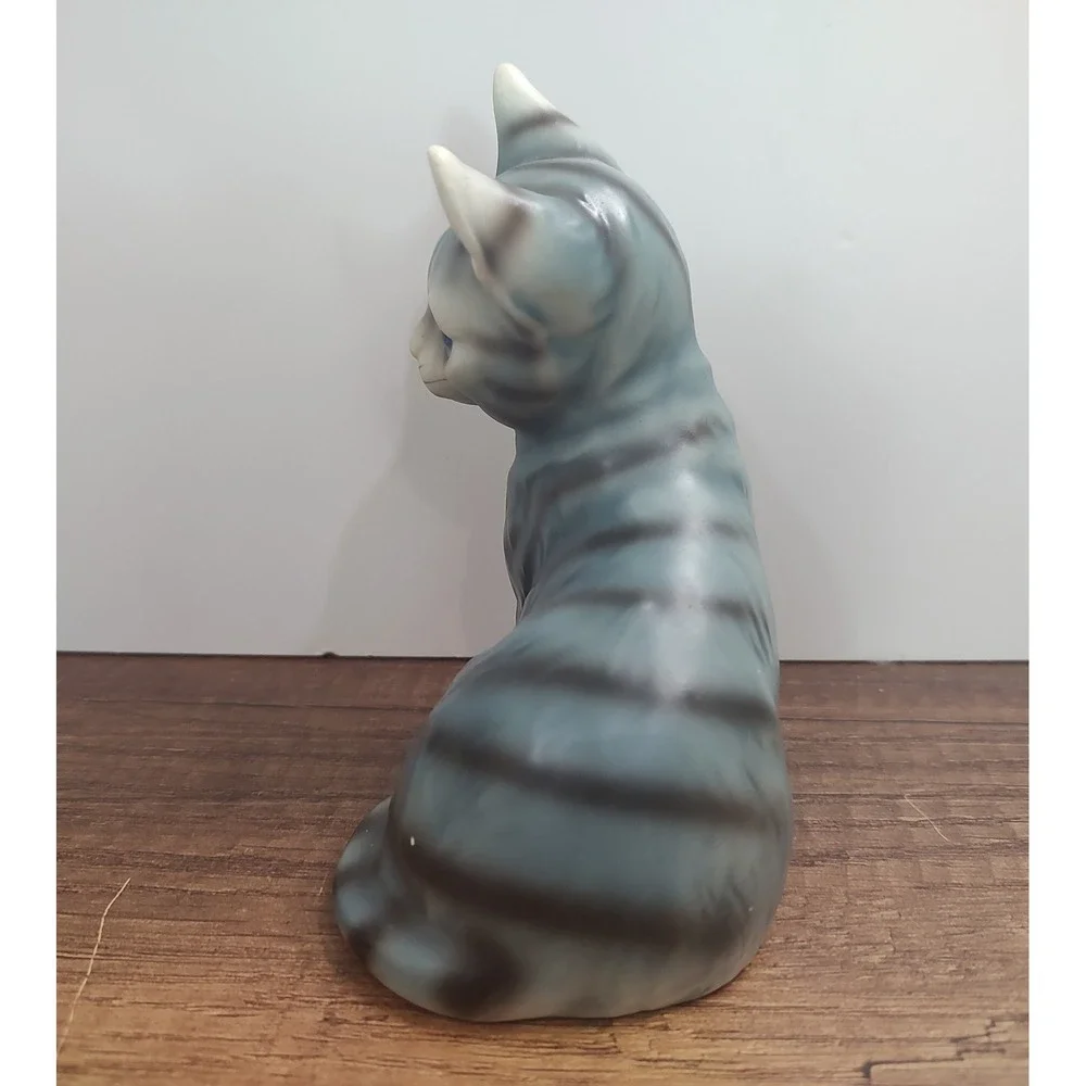 Blue Steel Gray Striped Blue Eyed Cat Kitty Figurine Made in Japan Vintage S3